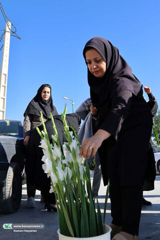 مراسم غبار روبی و عطر افشانی قبور شهدای گمنام چهارمحال و بختیاری