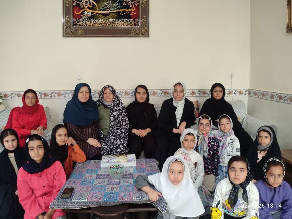 گرامیداشت هفته دفاع مقدس در مراکز فرهنگی- هنری کانون همدان