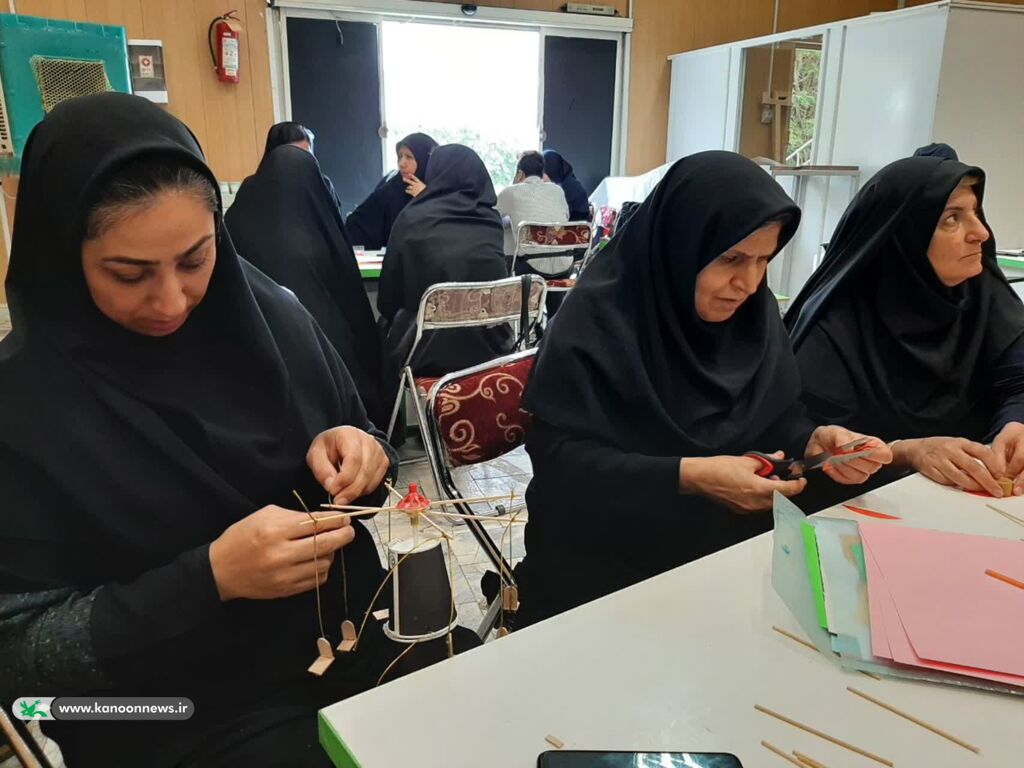 دوره آموزشی «کاردستی با دورریختنیها»
