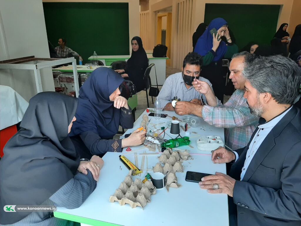 دوره آموزشی «کاردستی با دورریختنیها»