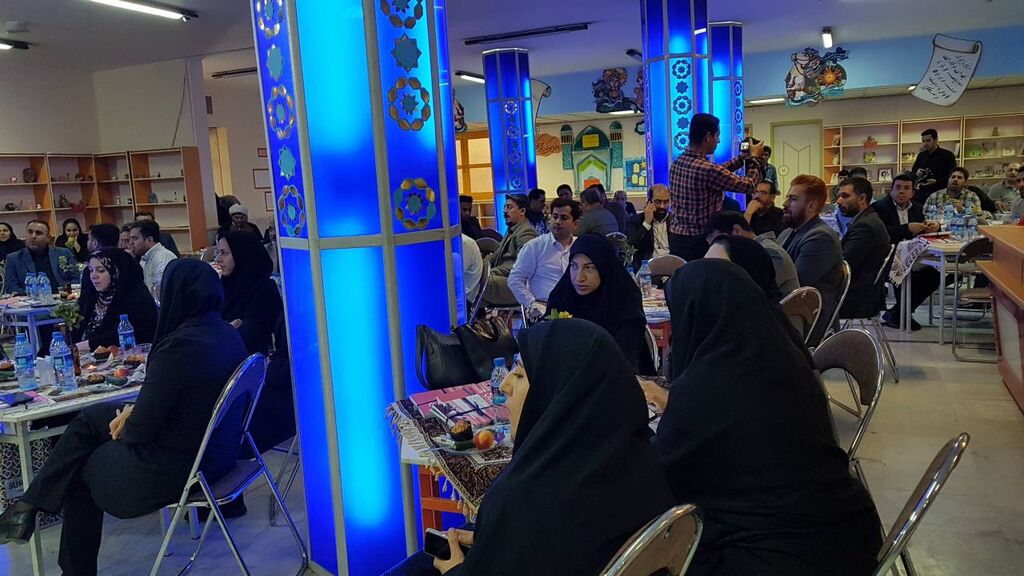 اولین دورهمی روابطعمومی دستگاههای اجرایی توسط کانون کرمانشاه