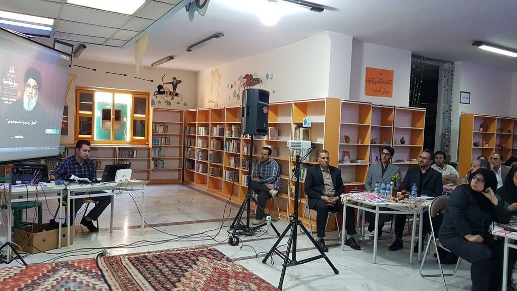 اولین دورهمی روابطعمومی دستگاههای اجرایی توسط کانون کرمانشاه