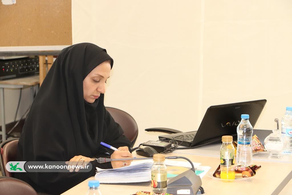 جلسه برنامهریزی و هماهنگی هفته ملی کودک در کانون گلستان برگزار شد