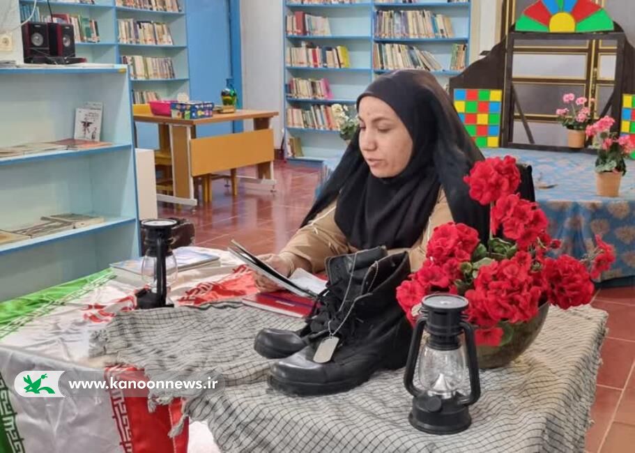 نشست شعر و قصه دفاع مقدس در سیرجان برگزار شد