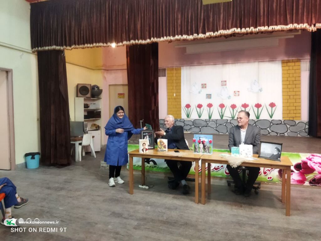 یک گفتگوی صمیمی «یک گفتوگوی صمیمی» در مرکز کاشمر رقم خورد