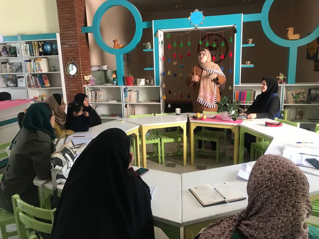 برگزاری دو نشست تخصصی«قصهگویی» در البرز
