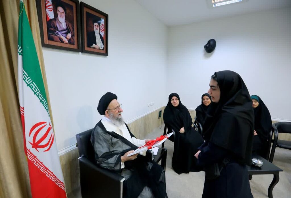 کرامت و محبت به کودکان اساس همه فعالیتها باشد