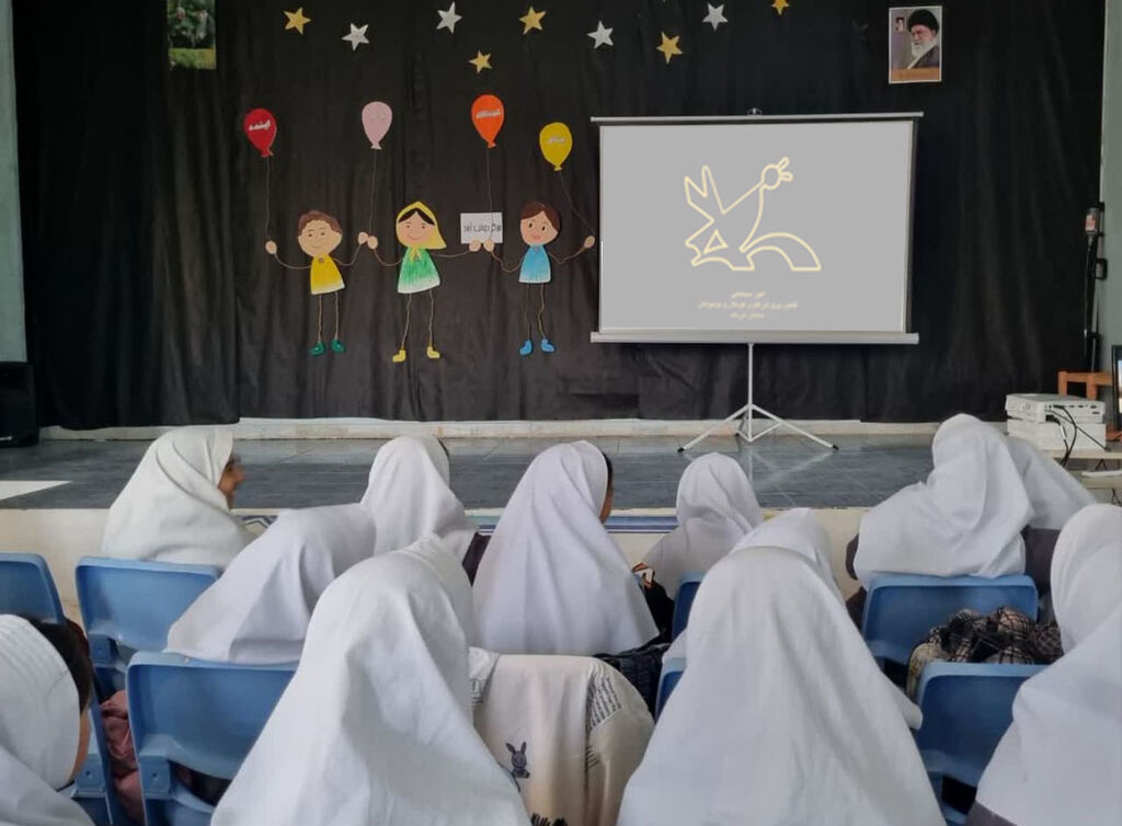 گرامیداشت هفته ملی کودک با اکران فیلمهای سینمایی کودک در کانون دولتآباد
