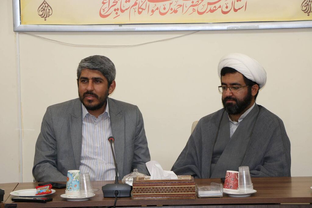 تجلیل از خادمین رواق کودکحرم در هفتهملی کودک