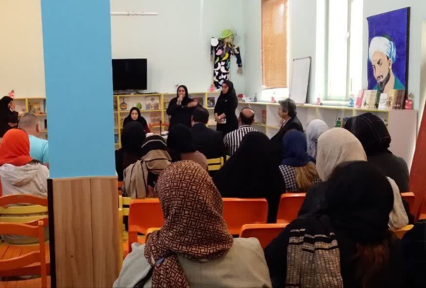 اولین روز هفته ملی کودک در مراکز کانون البرز/ کودکان بنیاد خیریه «دستهای مهربان» در مرکز ۳