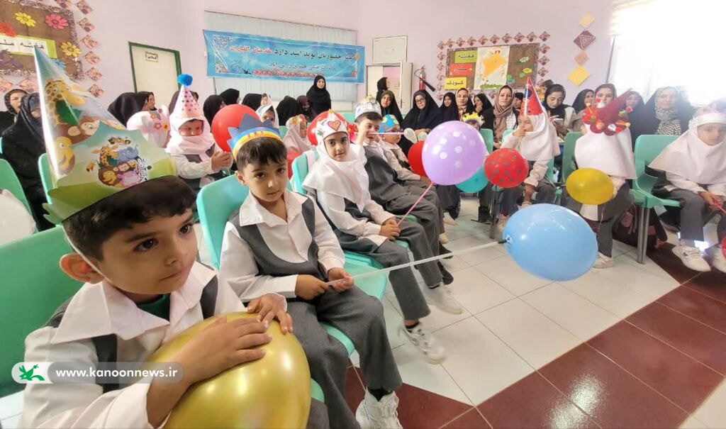 اجرای برنامه قصهگویی در مرکز زرینآباد کانون زنجان