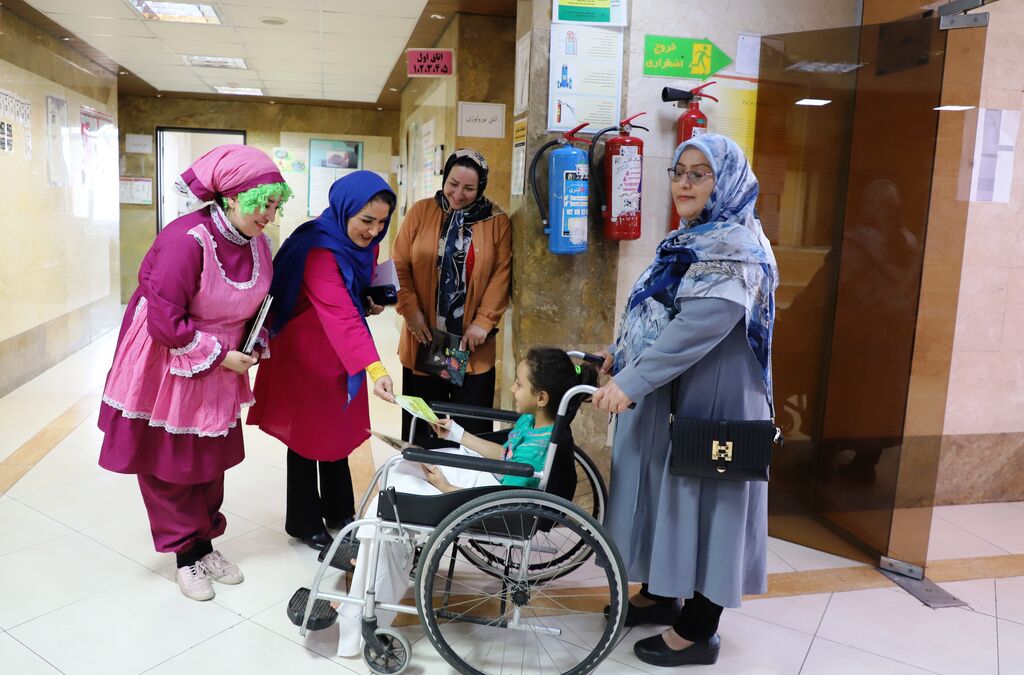 لبخند و شادمانی برای بچههای بیمار