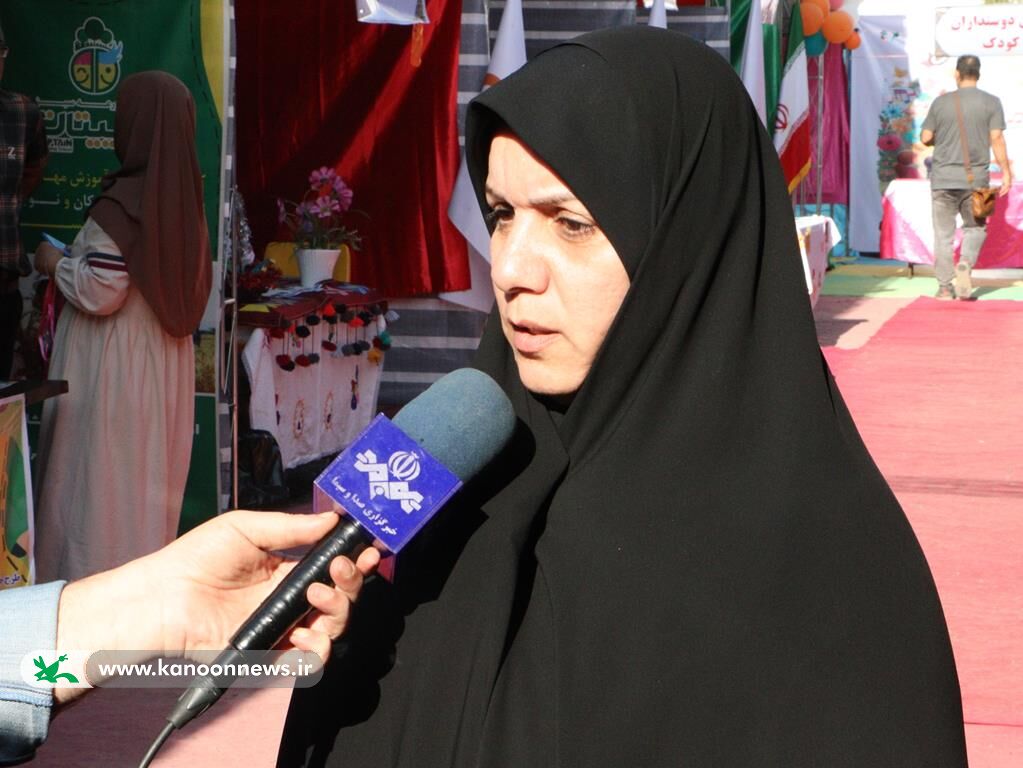 نمایشگاه هفته ملی کودک گزارش خبری سیمای گلستان از افتتاحیه نمایشگاه هفته ملی کودک