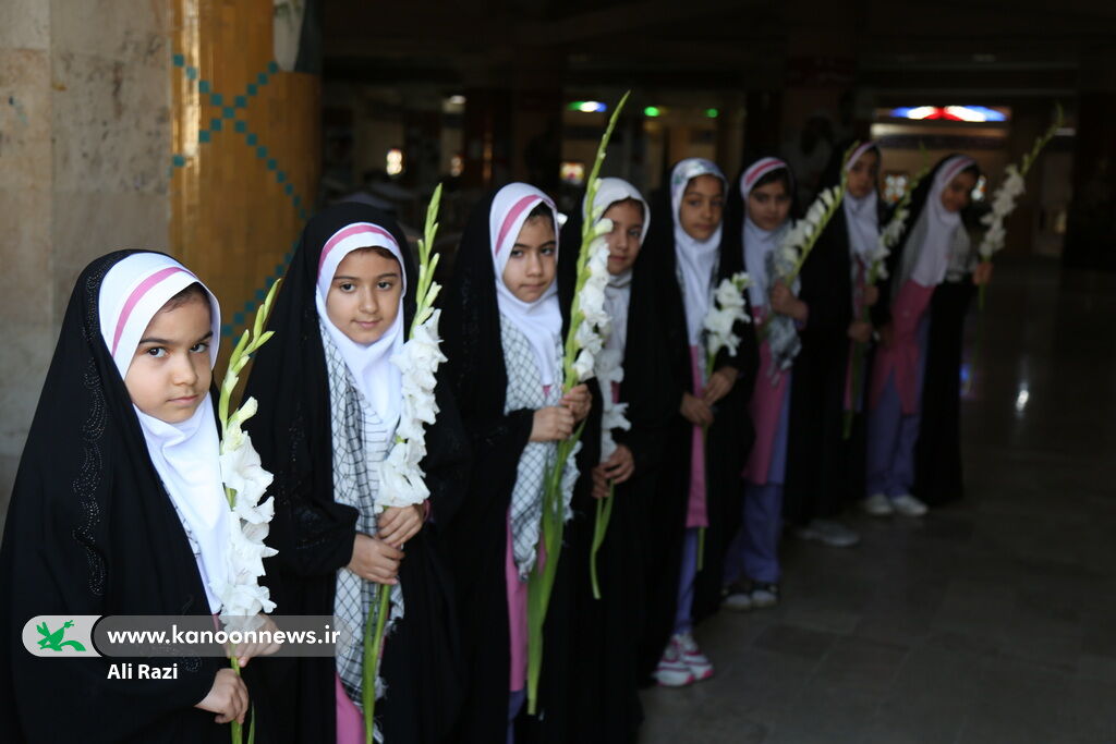 تجدید میثاق کودکان بوشهری با آرمان های شهدا