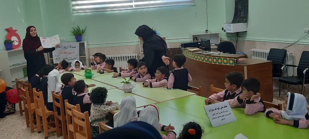 نمایشگاه پرخوانندهترین کتابهای کانون در کردکوی