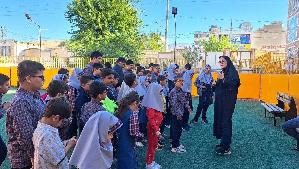 ویژهبرنامه فرهنگی و ادبی برای کودکان نابینا در مدرسه شوریده شیرازی