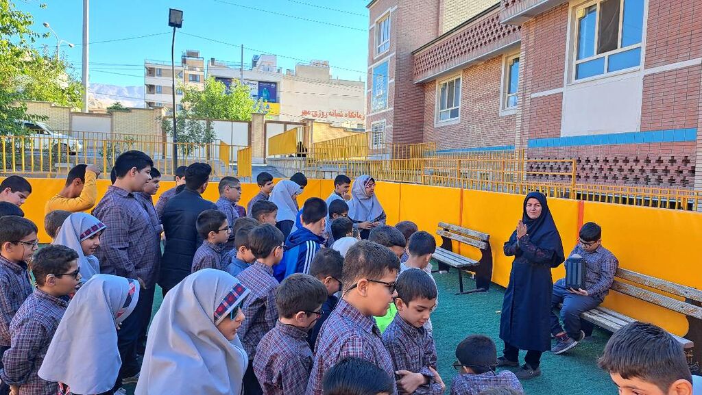 برگزاری ویژهبرنامه فرهنگی و ادبی برای کودکان نابینا در مدرسه شوریده شیرازی  ویژهبرنامه فرهنگی و ادبی برای کودکان نابینا در مدرسه شوریده شیرازی