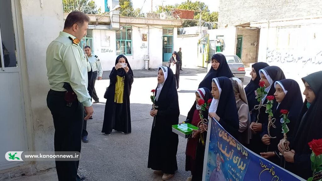 چهارمین روز هفته ملی کودک درمراکز کانون لرستان