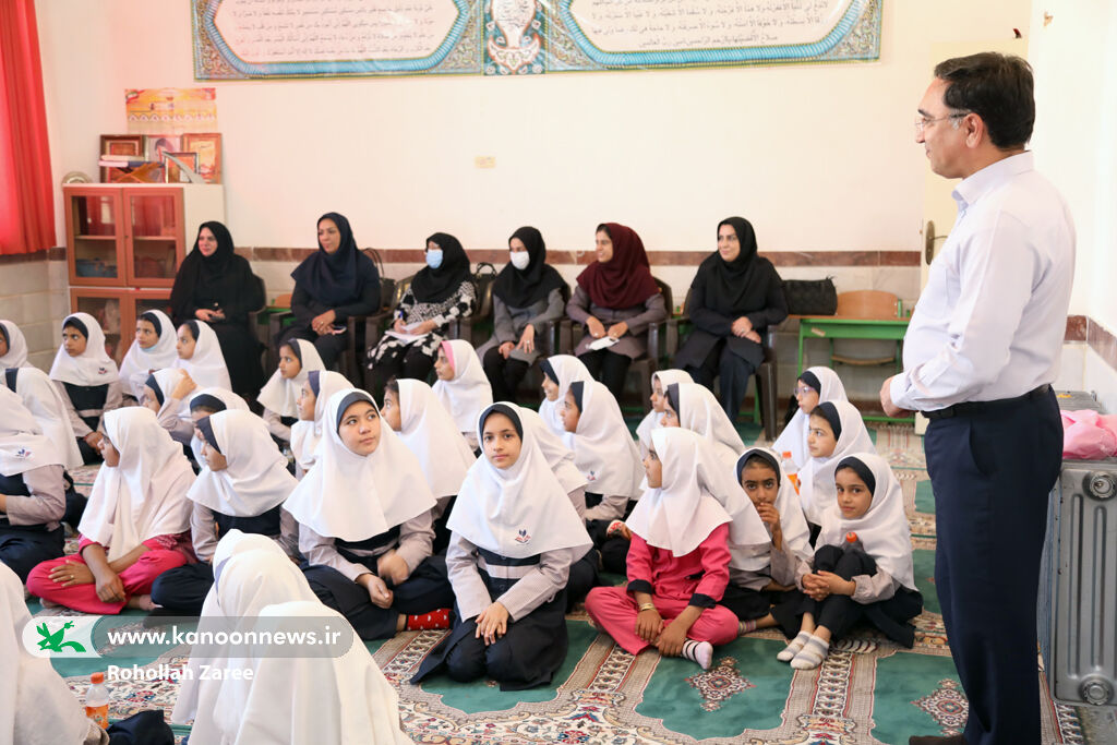 تور قصهگویی در روستای خویدک برگزار شد