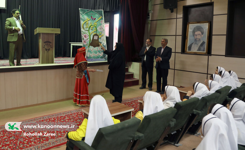 زنگ دوستی یزد ویژهبرنامه زنگ دوستی در دو بخش کودک و نوجوان برگزار شد