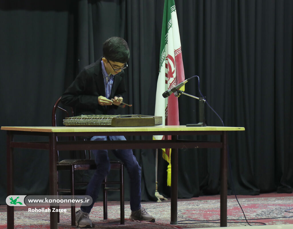 ویژهبرنامه زنگ دوستی در دو بخش کودک و نوجوان برگزار شد