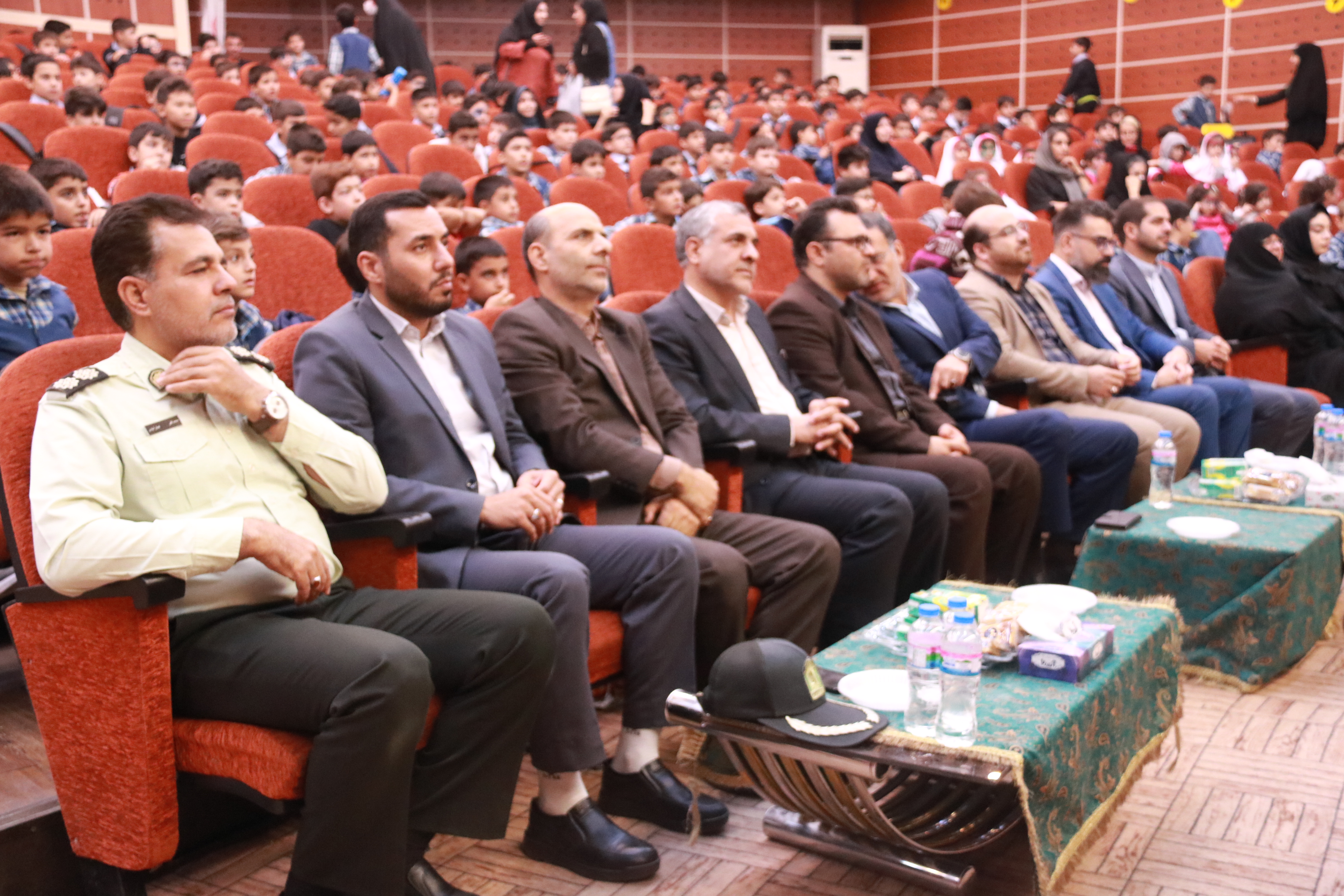 همایش روز جهانی کودک در فرهنگسرای شهر اراک