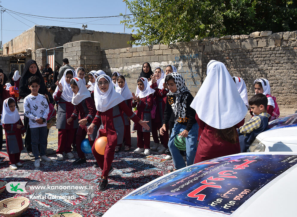 کاروان مهر کانون لرستان به راه افتاد
