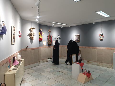نمایشگاه عروسکهای بومی