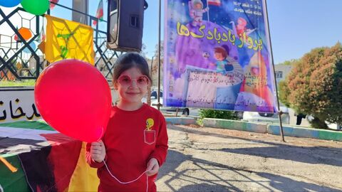 پرواز بادبادک‌ها برفراز آسمان ایلام به میزبانی کانون پرورش فکری کودکان و نوجوانان استان ایلام