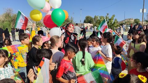 پرواز بادبادک‌ها برفراز آسمان ایلام به میزبانی کانون پرورش فکری کودکان و نوجوانان استان ایلام