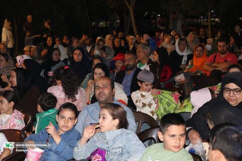 در پارک کودک شیراز برگزار شد؛
شب دوم جشن‌بزرگ کودک کانون فارس با ویژه برنامه نشاط‌جوانه ها همراه با رویداد بازی‌محور کودک وخانواده