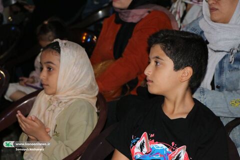 در پارک کودک شیراز برگزار شد؛
شب دوم جشن‌بزرگ کودک کانون فارس با ویژه برنامه نشاط‌جوانه ها همراه با رویداد بازی‌محور کودک وخانواده