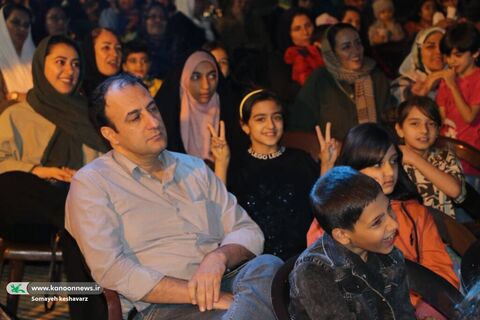 در پارک کودک شیراز برگزار شد؛
شب دوم جشن‌بزرگ کودک کانون فارس با ویژه برنامه نشاط‌جوانه ها همراه با رویداد بازی‌محور کودک وخانواده