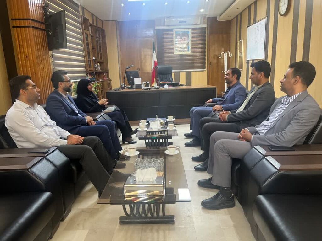 امضای تفاهم نامه همکاری کانون پرورش فکری کودکان و نوجوانان هرمزگان با اداره کل زندانها