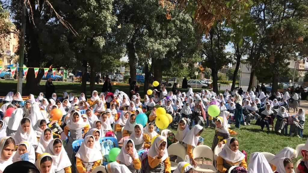 جشن بزرگ هفته ملی کودک در سنقر