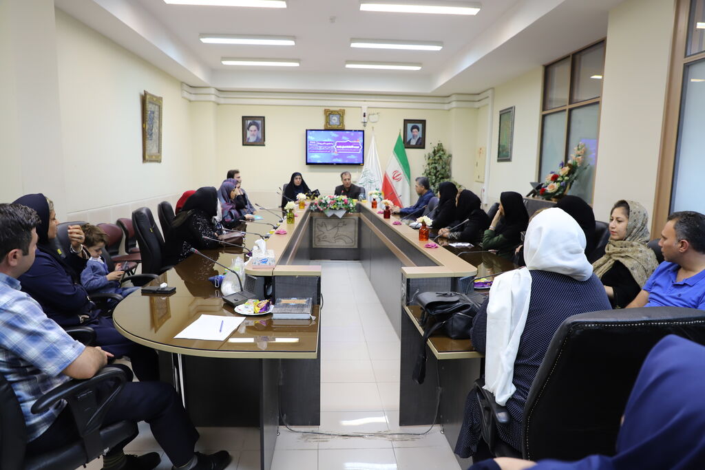 نشست آموزشی ویژه خانواده ها و اولیای تربیتی در کانون