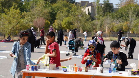 جشنواره خانوادگی دایره های رنگی