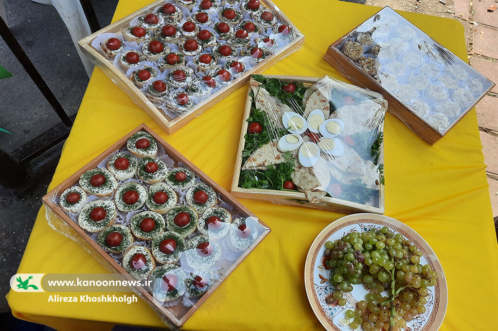 سفره سلامت در عمارتکلاهفرنگی رشت گستردهشد