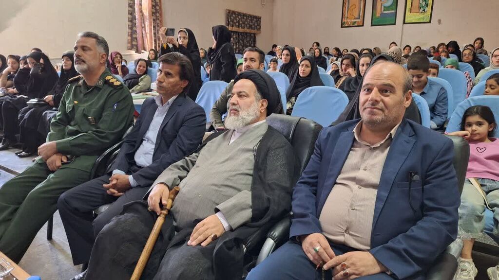 ویژهبرنامههای مرکز کنگاور در هفته ملی کودک
