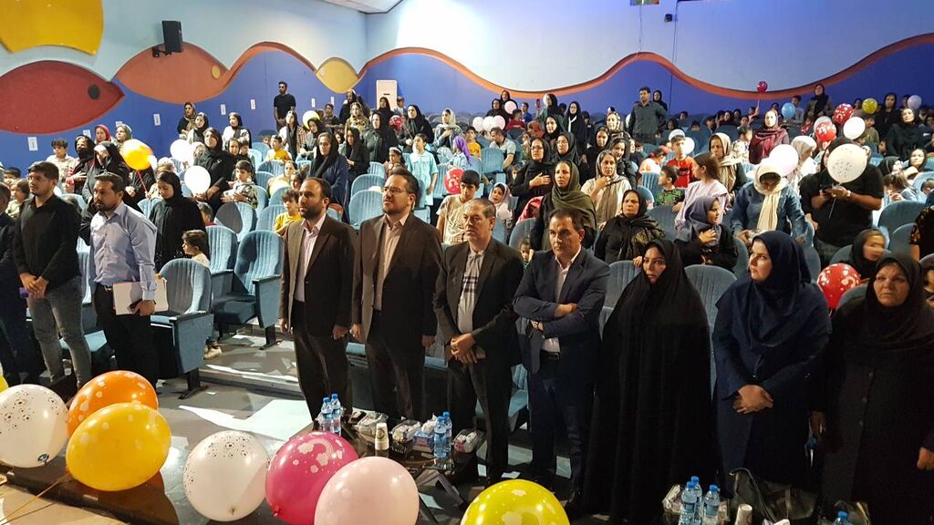 جشن کودکان کار جشنی بزرگ برای کودکان تحت حمایت بهزیستی کرمانشاه