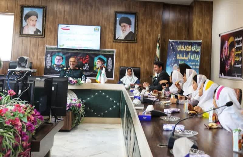 دیدار صمیمی اعضای مراکز کانون با فرماندهی نیروی انتظامی استان