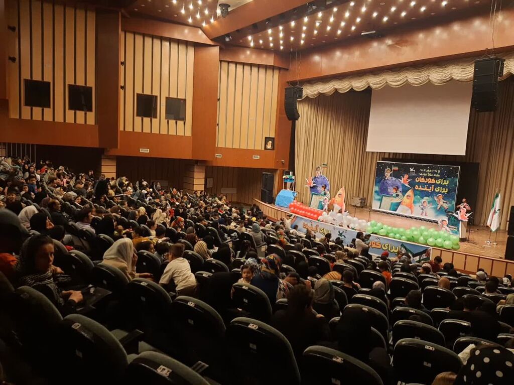برگزاری جشن بزرگ کودک موجب شادی و نشاط میشود