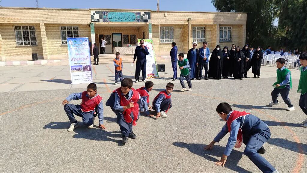 آیین پایانی جشنواره بازیهای بومی محلی ویژه بچههای روستادرکانون استان ایلام برگزار شد