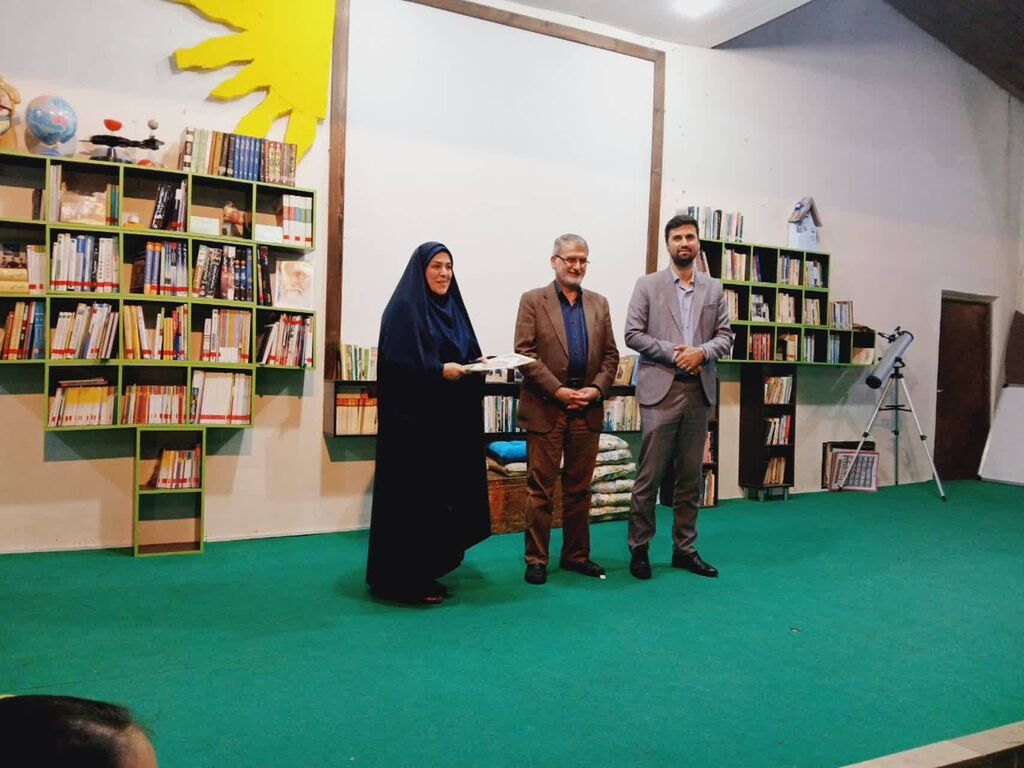 دریافت گواهینامه اعضای باشگاه نجوم کانون رامسر از چالش بین المللی اجرام مسیه