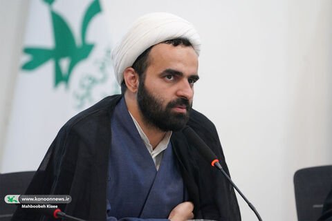 نشست هماندیشی اکران فیلم سینمایی «باغ کیانوش»