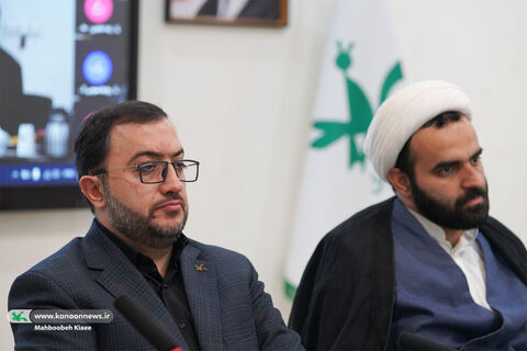 نشست هماندیشی اکران فیلم سینمایی «باغ کیانوش»