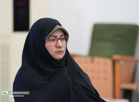 نشست هماندیشی اکران فیلم سینمایی «باغ کیانوش»