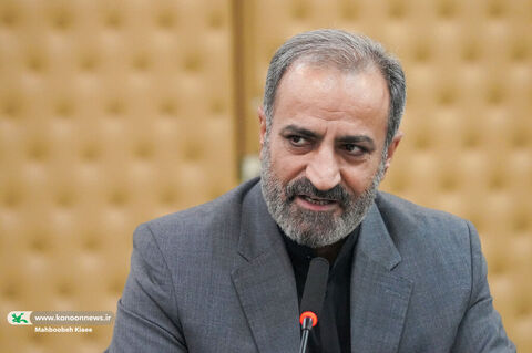 نشست هماندیشی اکران فیلم سینمایی «باغ کیانوش»