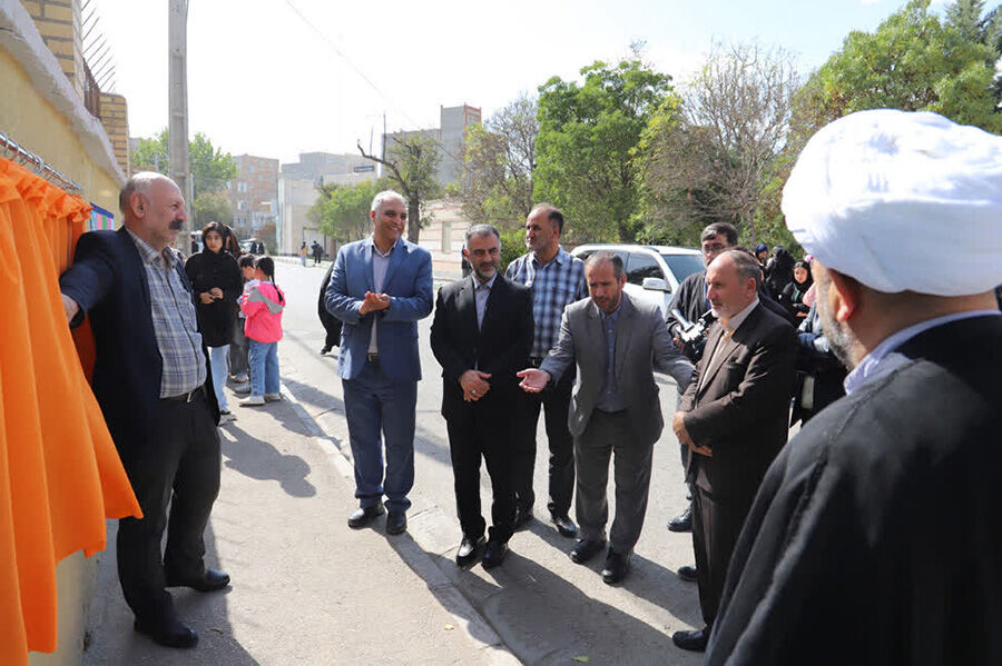 دیوارنگاری ۸۰ عضو هنرمند کانون با عنوان «سرزمینِ من» در اردبیل رونمایی شد