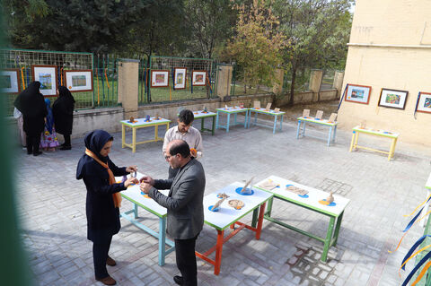 رونمایی از دیوارنگاری «سرزمین من؛ اردبیل»